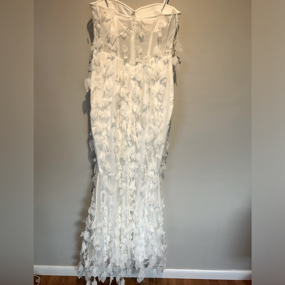 ASOS 3D luxe fringe cupped fishtail maxi dress gown in white Size 6 - Picture 3 of 15